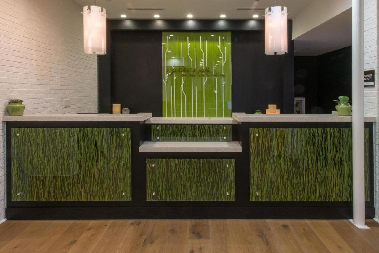 Hilton Garden Inn Charleston Waterfront/Downtown Екстер'єр фото