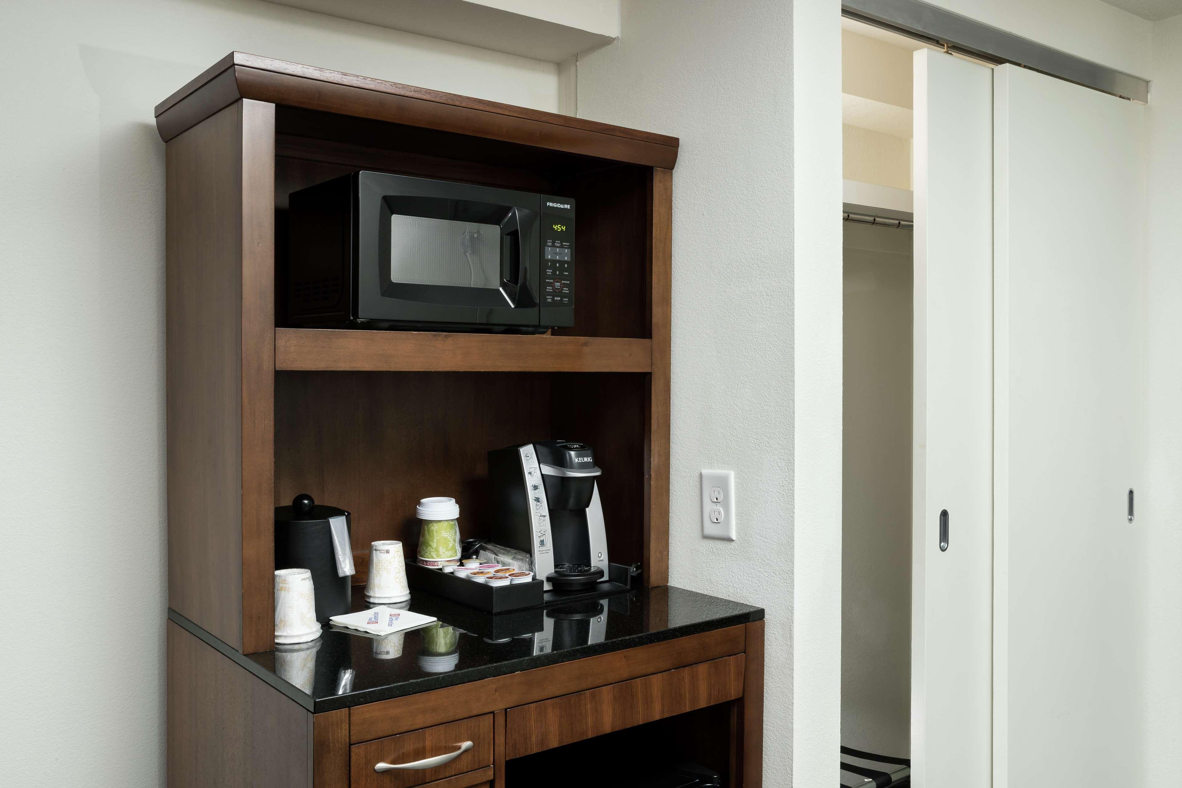 Hilton Garden Inn Charleston Waterfront/Downtown Екстер'єр фото