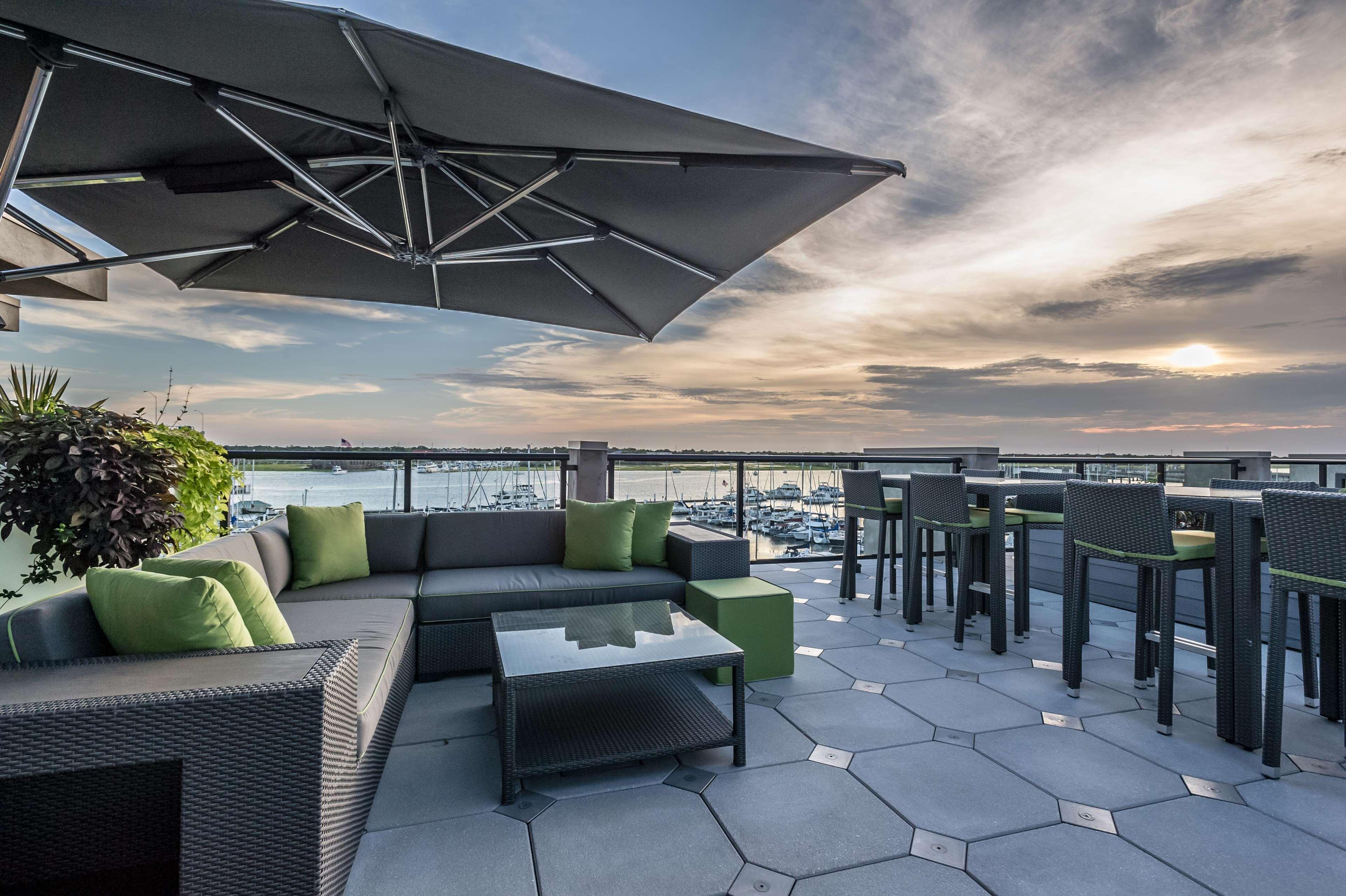 Hilton Garden Inn Charleston Waterfront/Downtown Екстер'єр фото