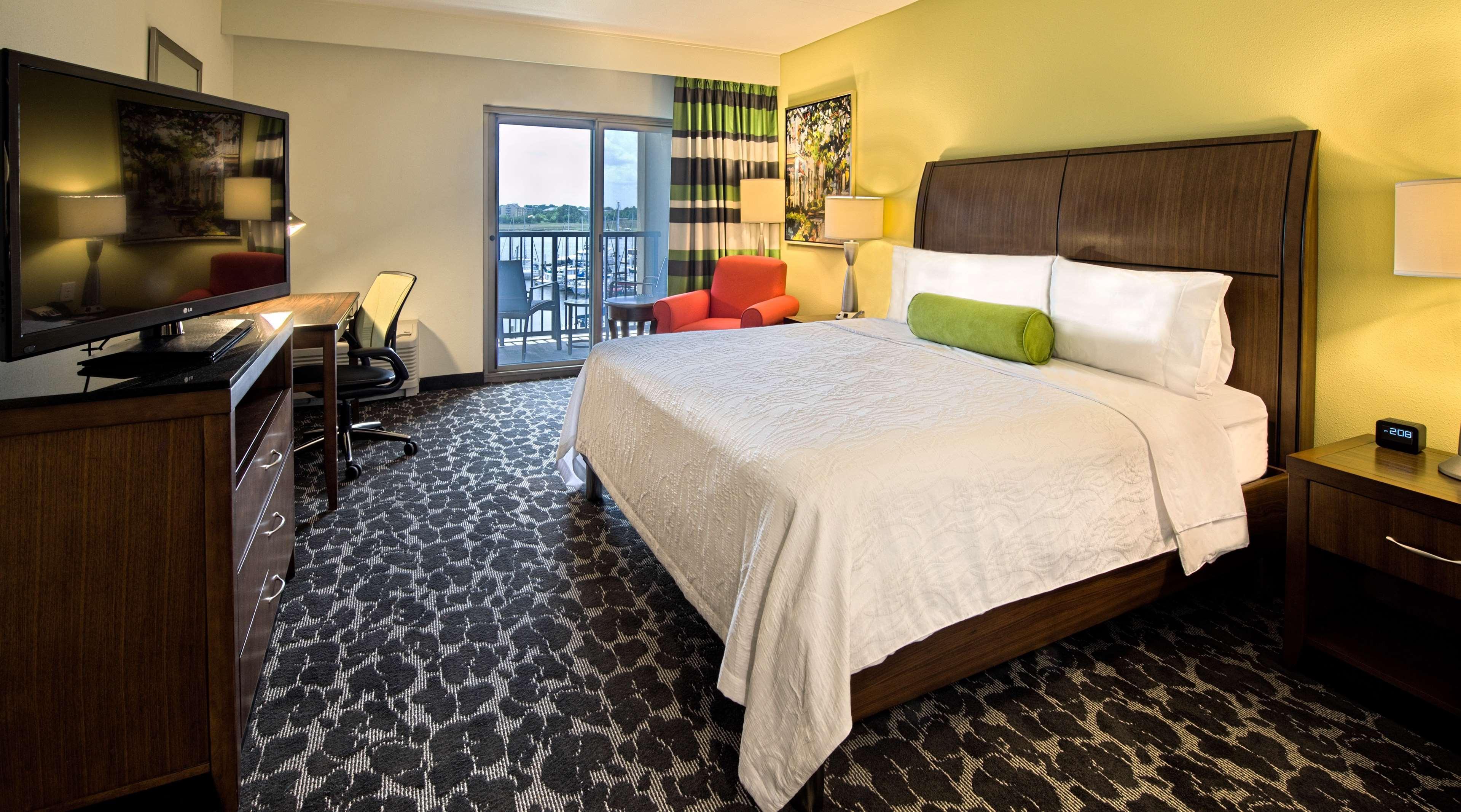 Hilton Garden Inn Charleston Waterfront/Downtown Екстер'єр фото