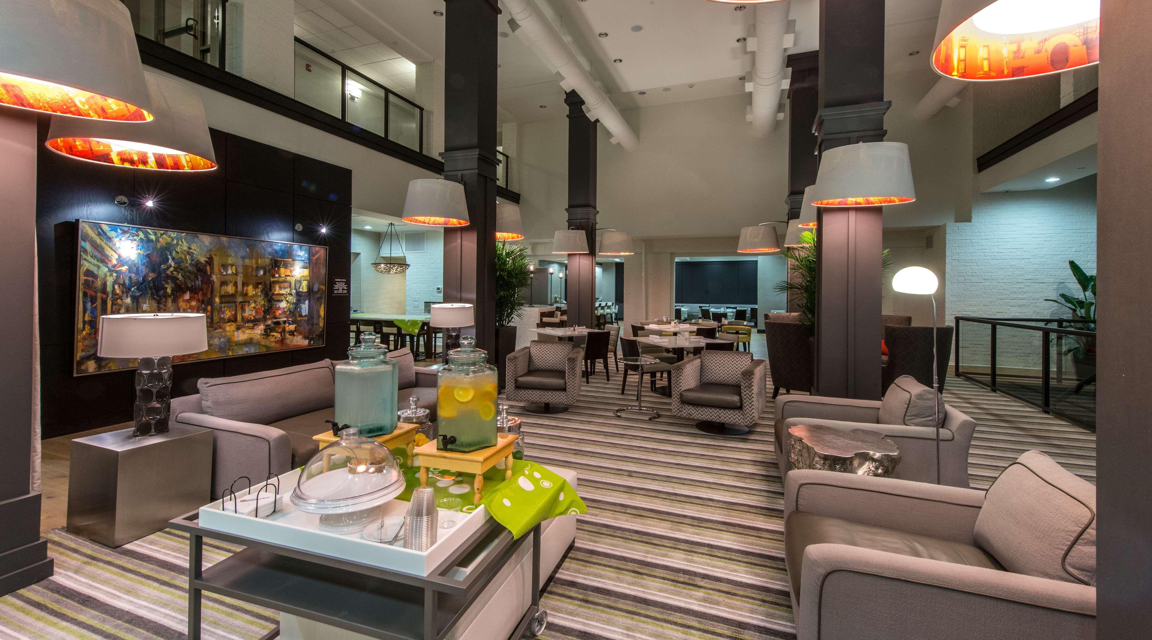 Hilton Garden Inn Charleston Waterfront/Downtown Екстер'єр фото