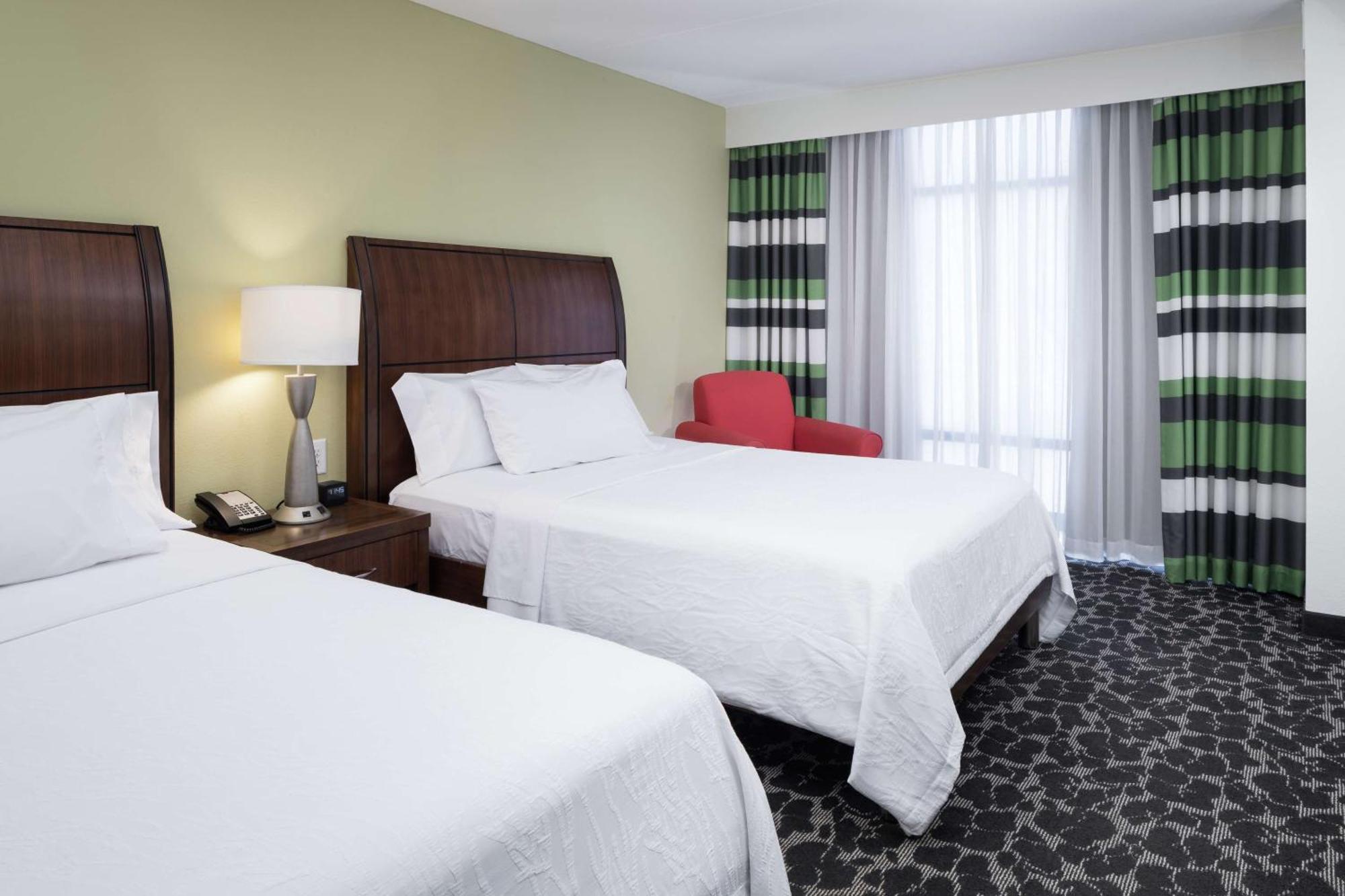 Hilton Garden Inn Charleston Waterfront/Downtown Екстер'єр фото